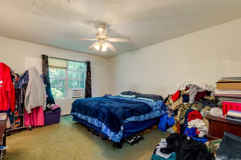 2010 Oak Ter Dr, Atlanta GA  30316-4979 exterior