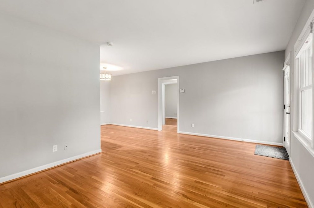 2943 Hollywood Dr, Decatur GA  30033-5005 exterior