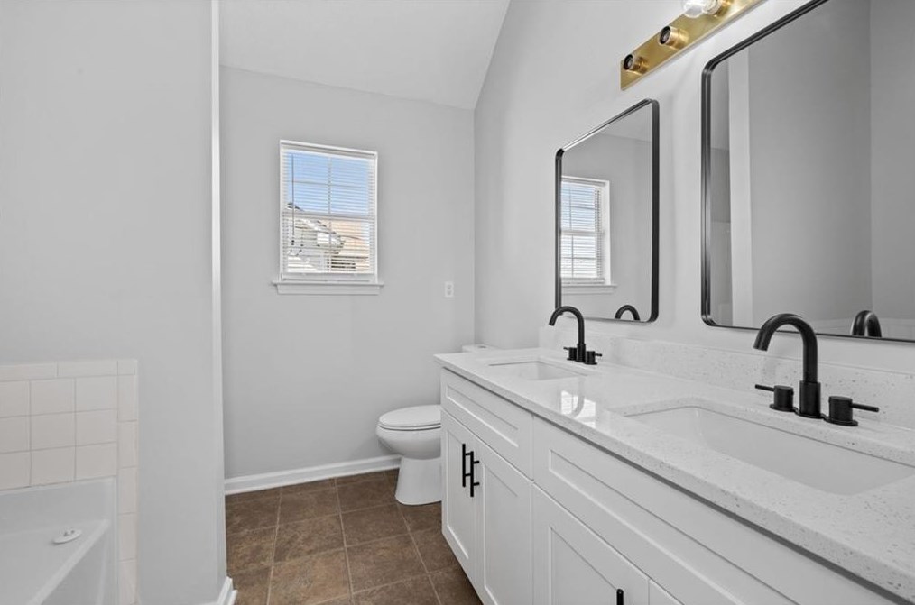 6389 Phillips Ct, Lithonia GA 30058-3926 exterior