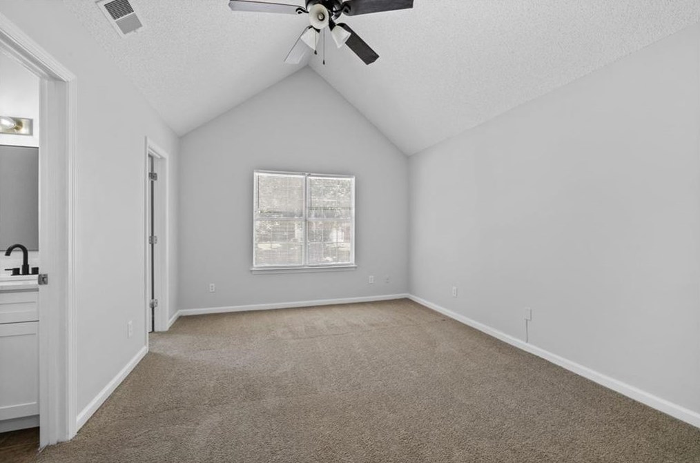 6389 Phillips Ct, Lithonia GA 30058-3926 exterior