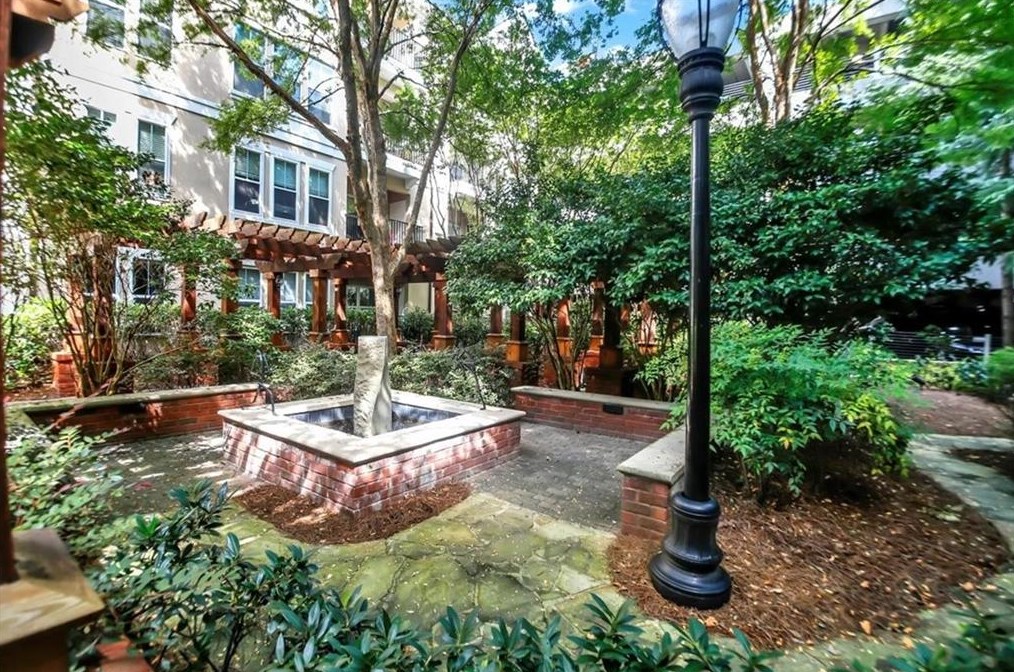 1850 Cotillion Dr, Atlanta GA 30338-7841 exterior