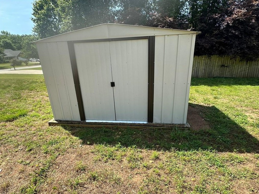 200 Lucas Way, Statham GA  30666-2462 exterior