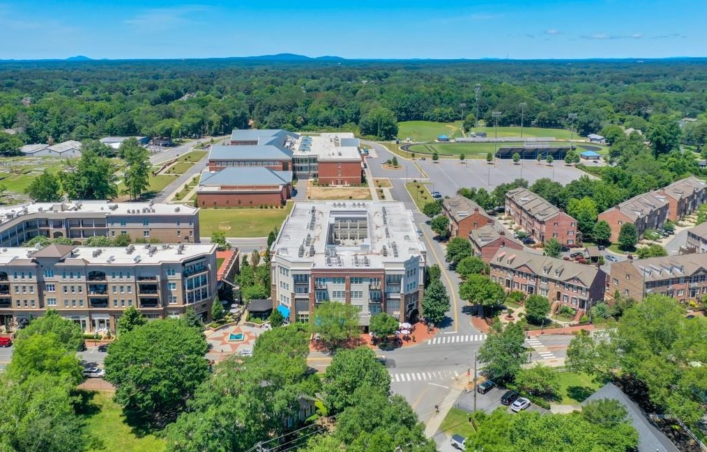 58 Canton St, Alpharetta GA 30009 exterior