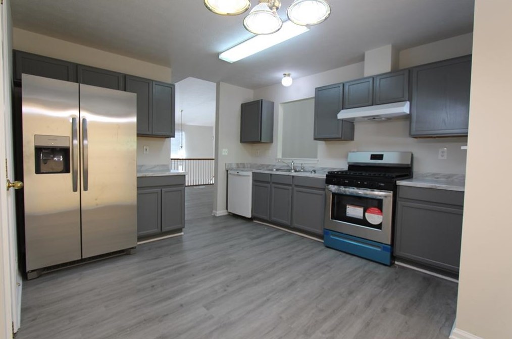 2165 Glynmoore Dr, Lawrenceville GA  30043-5632 exterior