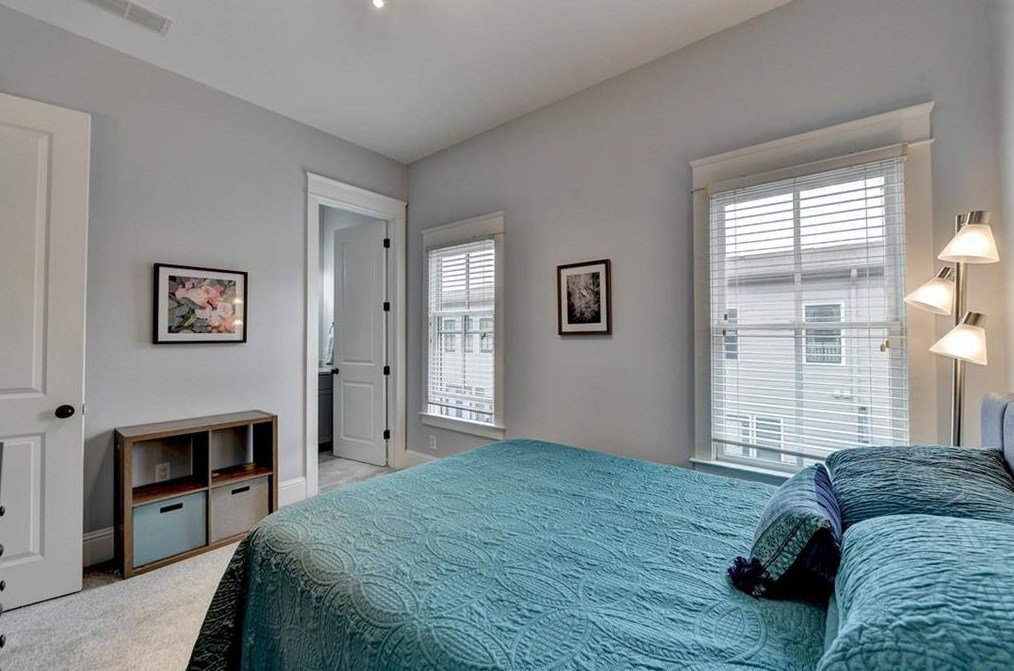 4690 Dogwood Aly, Atlanta GA 30338-7718 exterior