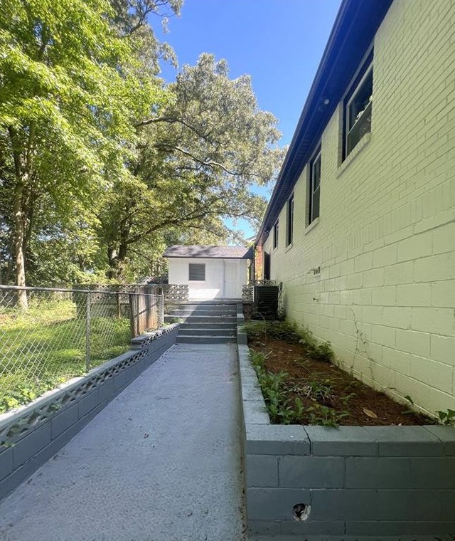 2545 Plantation Dr, Atlanta GA  30344-2223 exterior