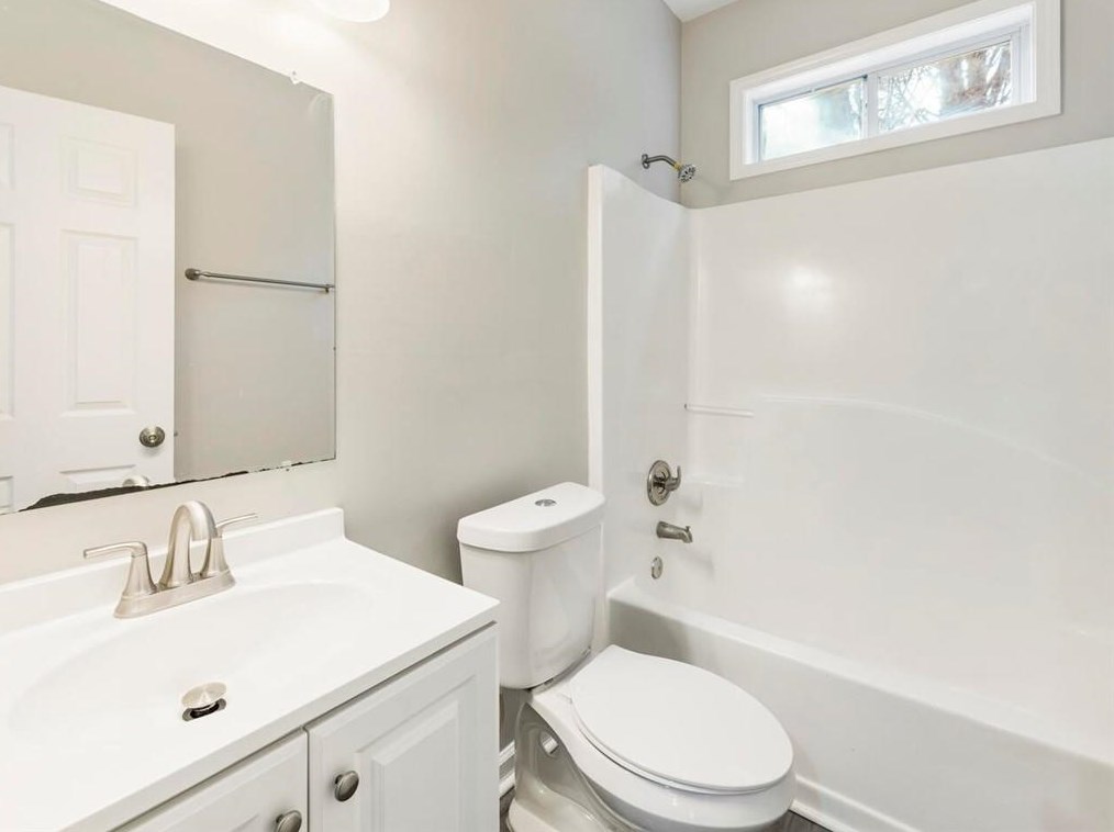 928 Hawk Crk Trl, Lawrenceville GA 30043-3477 exterior