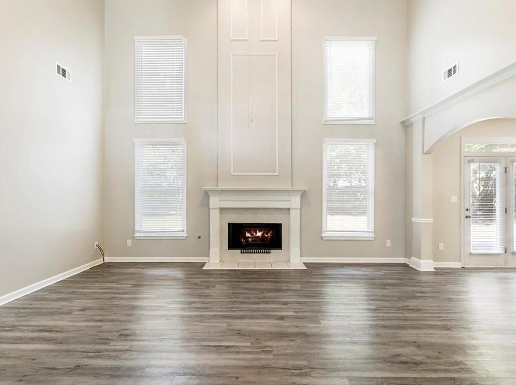 928 Hawk Crk Trl, Lawrenceville GA 30043-3477 exterior