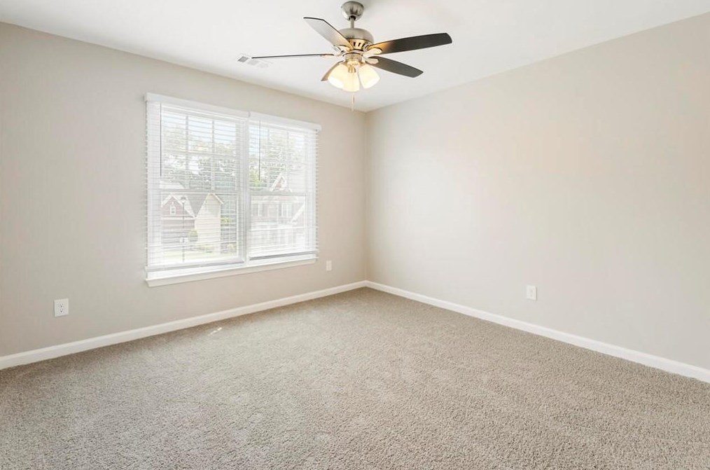 928 Hawk Crk Trl, Lawrenceville GA 30043-3477 exterior