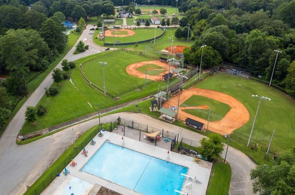 2478 Woodridge Dr, Decatur GA 30033-4830 exterior