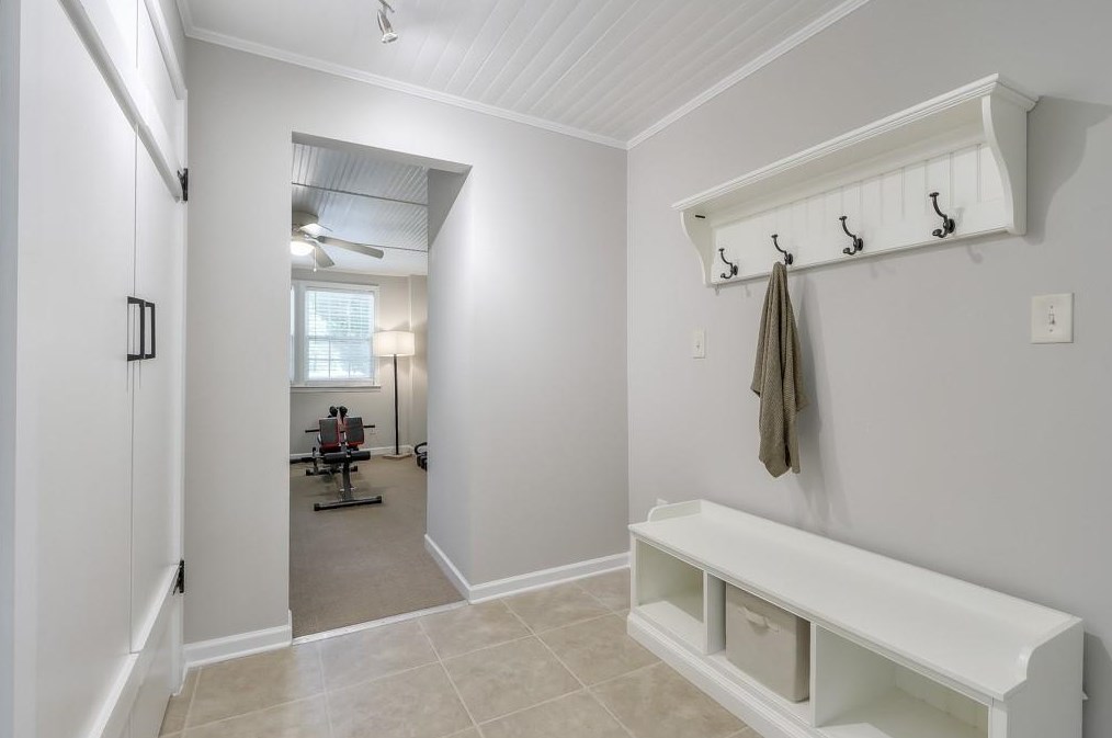 2478 Woodridge Dr, Decatur GA 30033-4830 exterior