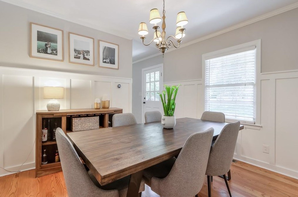 2478 Woodridge Dr, Decatur GA 30033-4830 exterior