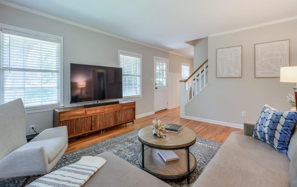 2478 Woodridge Dr, Decatur GA 30033-4830 exterior