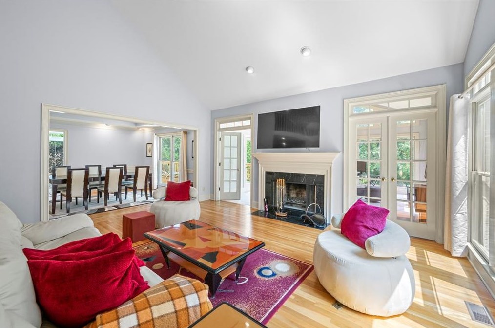 3904 Ashford Trl, Atlanta GA  30319-1897 exterior