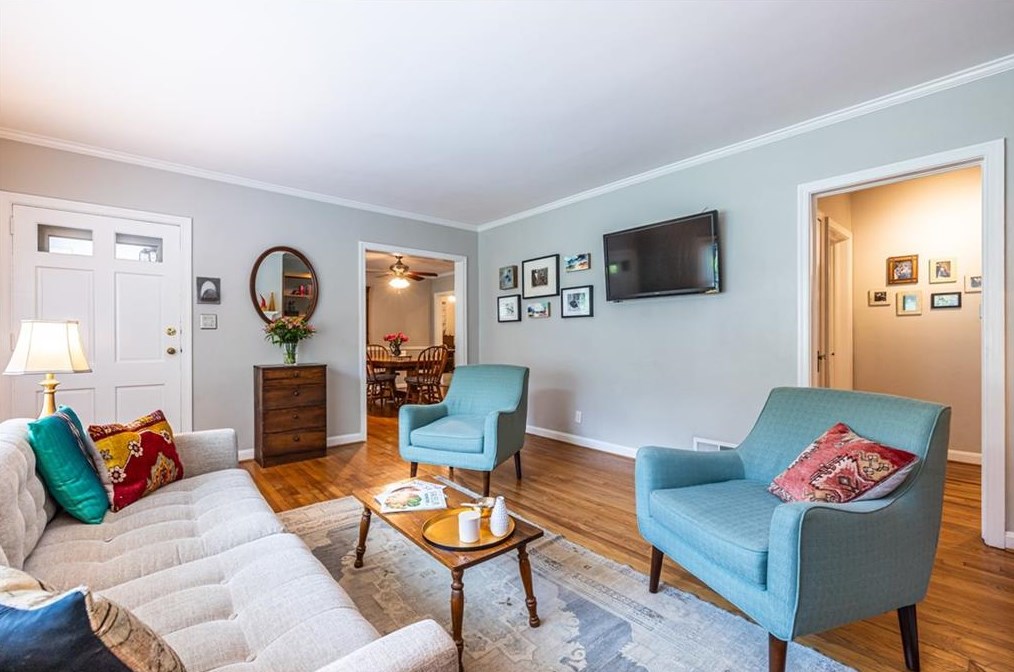 2343 Sanford Rd, Decatur GA  30033-5511 exterior