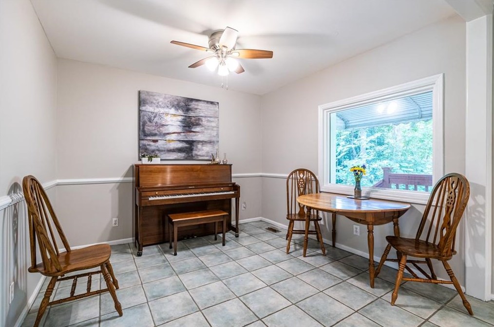 2343 Sanford Rd, Decatur GA  30033-5511 exterior