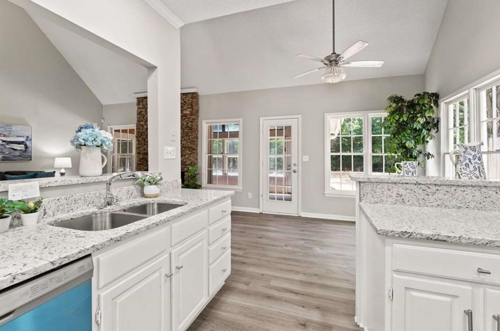 725 Deerwood Dr, Stockbridge GA  30281-6321 exterior