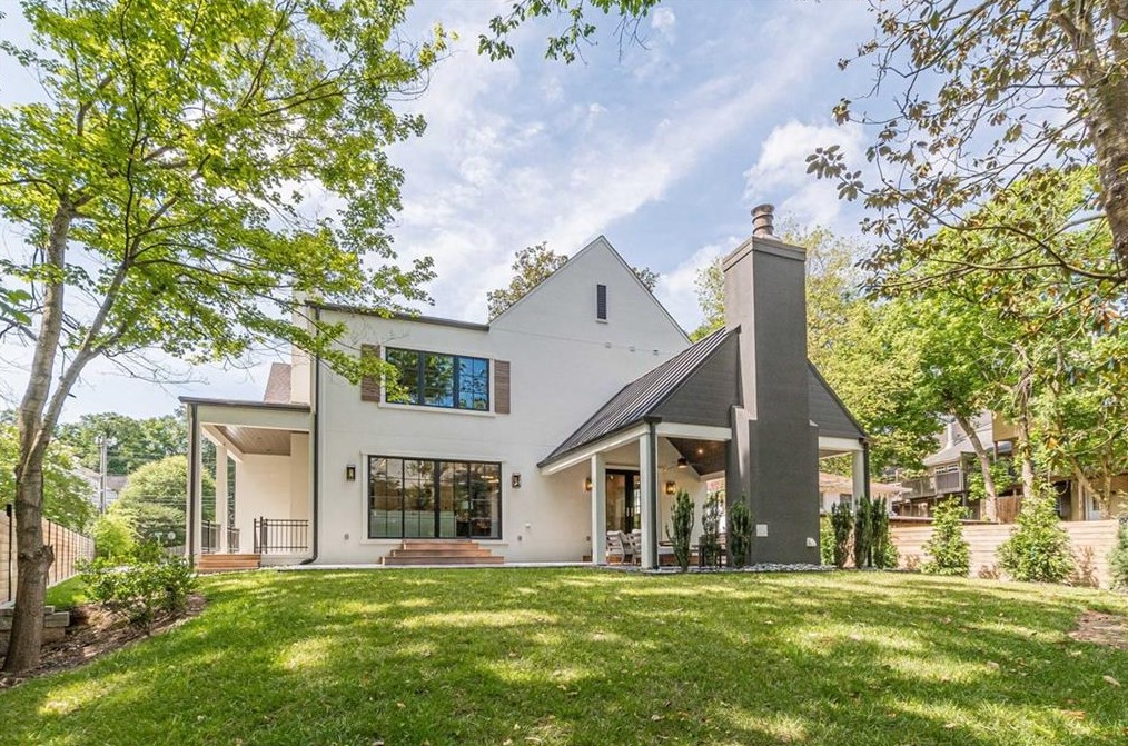 4505 Wieuca Rd, Atlanta GA  30342-3357 exterior