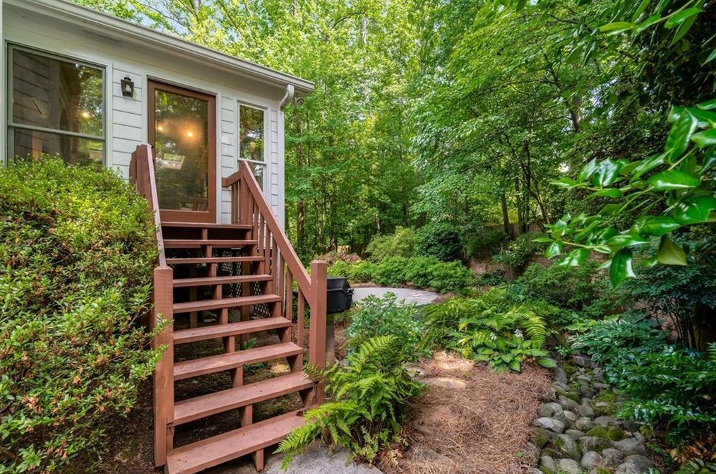 1138 Manning Farms Ct, Atlanta GA 30338-2648 exterior