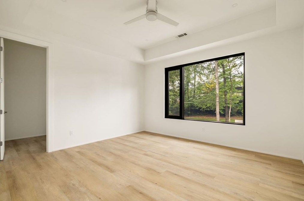2685 Caldwell Rd, Atlanta GA  30319-3164 exterior