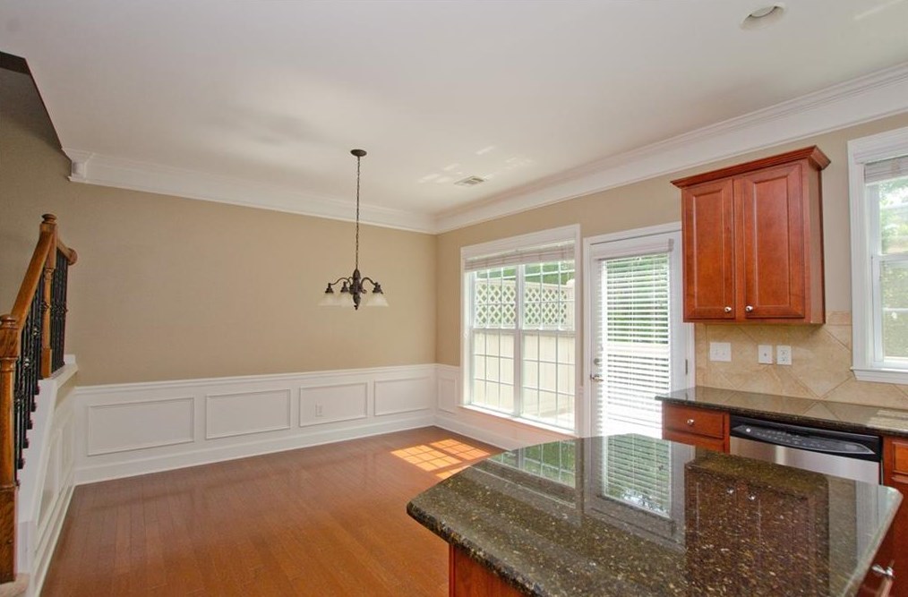 2208 Weldonberry Dr, Atlanta GA  30319-5734 exterior