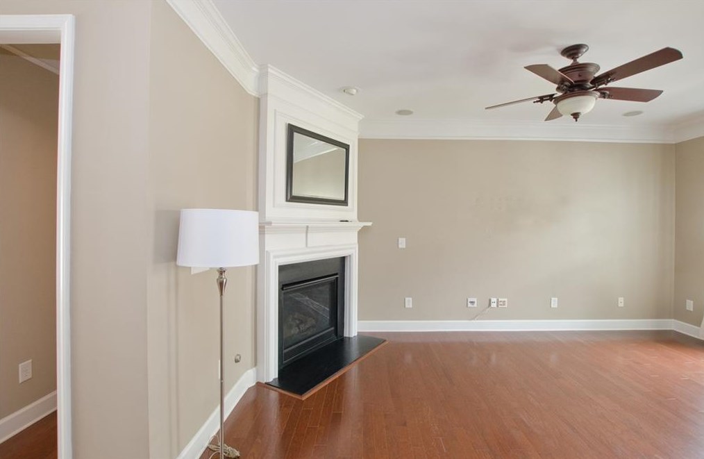 2208 Weldonberry Dr, Atlanta GA  30319-5734 exterior