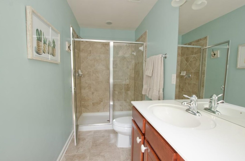 2208 Weldonberry Dr, Atlanta GA  30319-5734 exterior