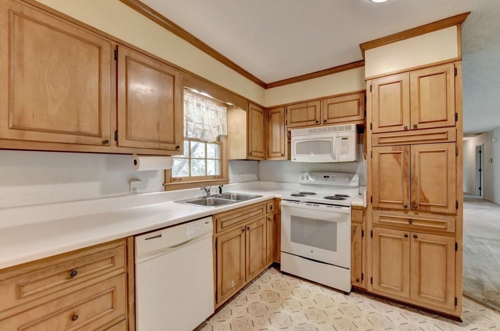 736 Craig Dr, Lawrenceville GA 30046-4759 exterior