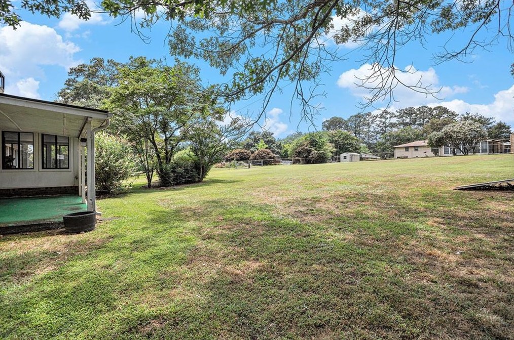 3800 William Paul Dr, Austell GA 30106-1437 exterior