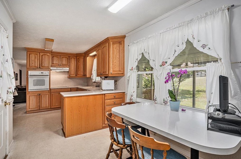 3800 William Paul Dr, Austell GA 30106-1437 exterior