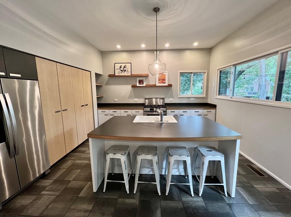 130 Second Ave, Decatur GA  30030-3548 exterior