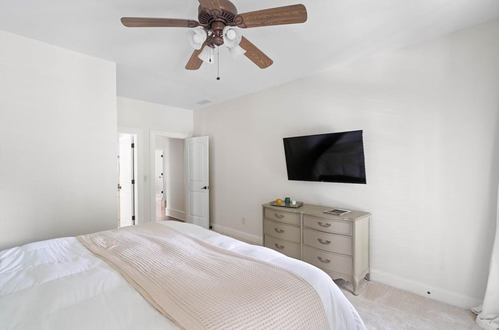 1363 Sylvan Cir, Atlanta GA 30319-3424 exterior