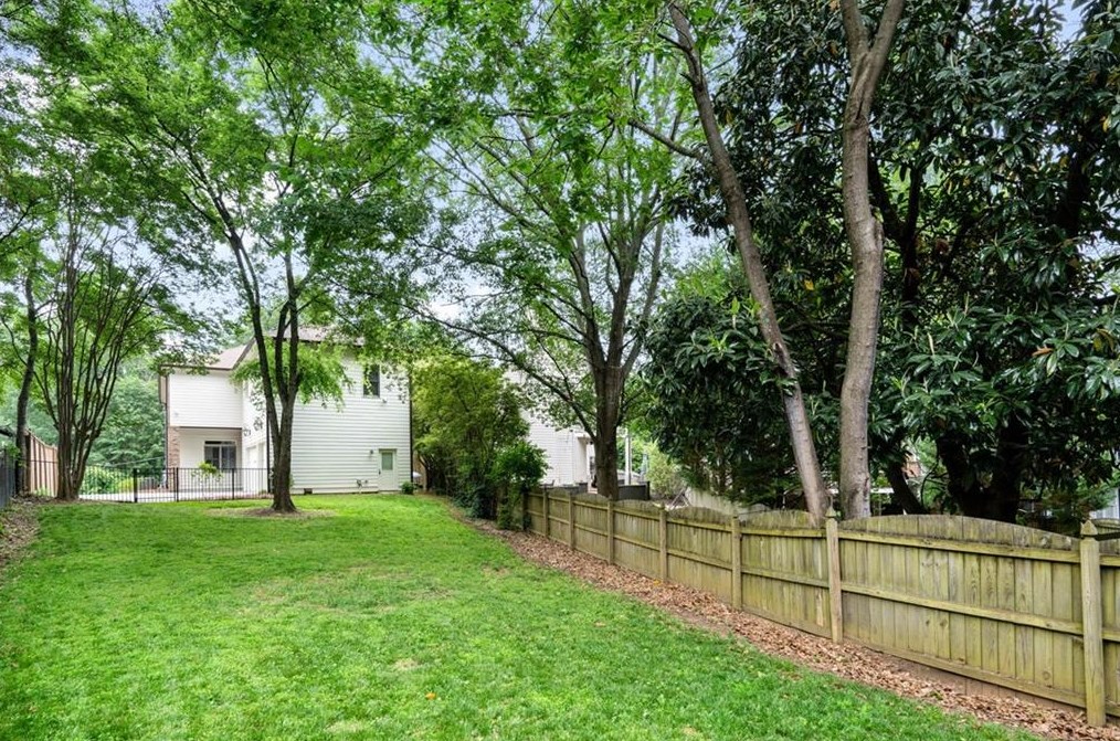 1363 Sylvan Cir, Atlanta GA 30319-3424 exterior