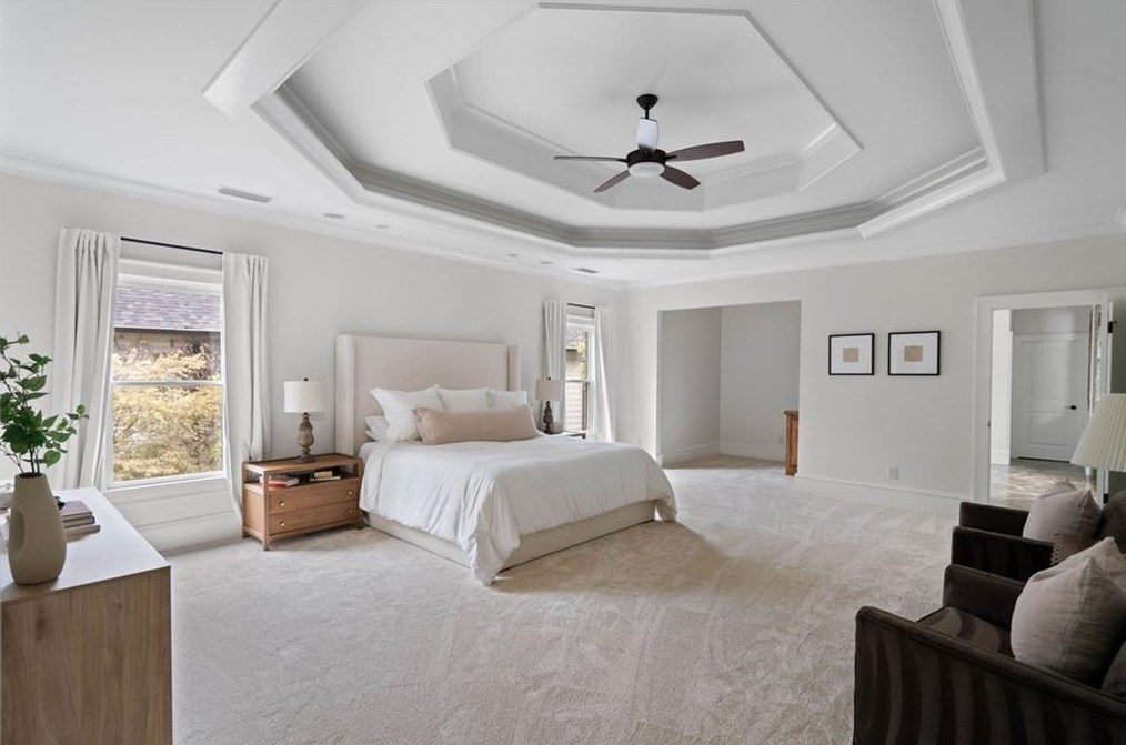 1363 Sylvan Cir, Atlanta GA 30319-3424 exterior