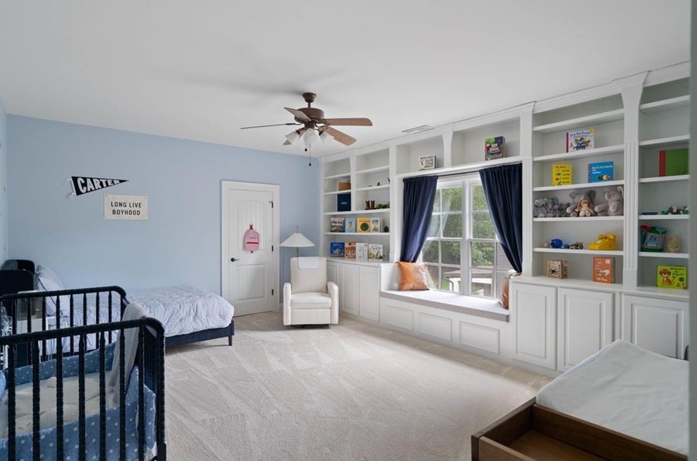 1363 Sylvan Cir, Atlanta GA 30319-3424 exterior