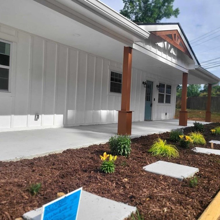 2 Cardinal Dr, Austell GA 30168-4850 exterior