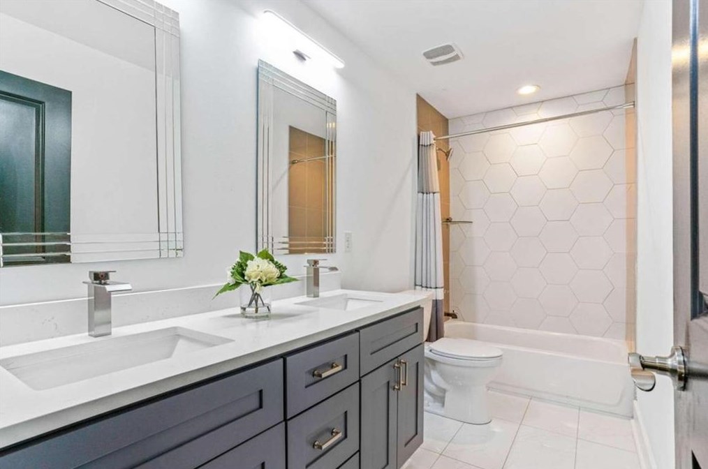 1499 Rupert Rd, Decatur GA  30032-3513 exterior