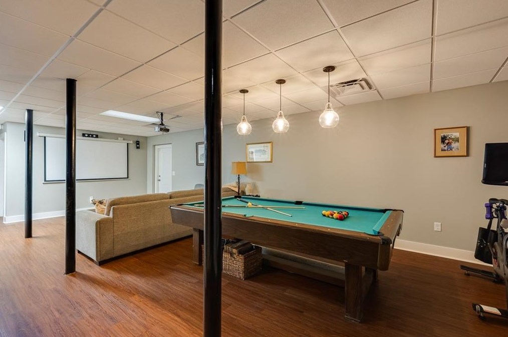 2104 Drew Vly Rd, Atlanta GA  30319-3918 exterior