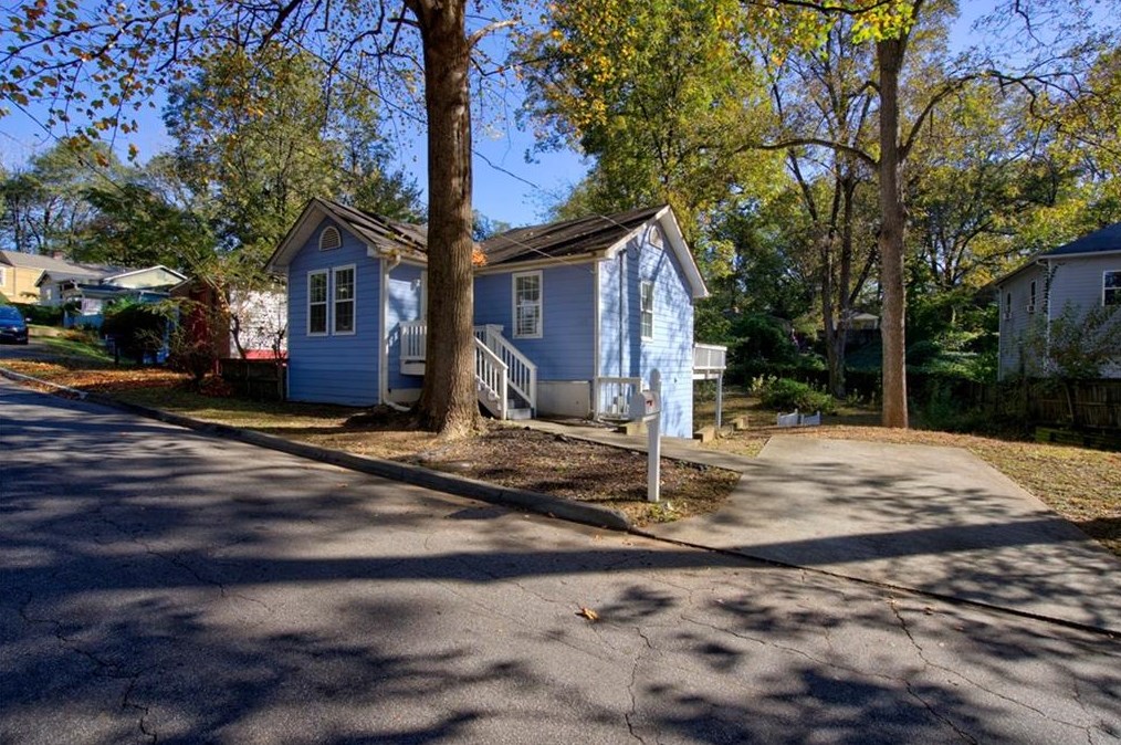 1170 Windsor St, Atlanta GA  30310-3638 exterior