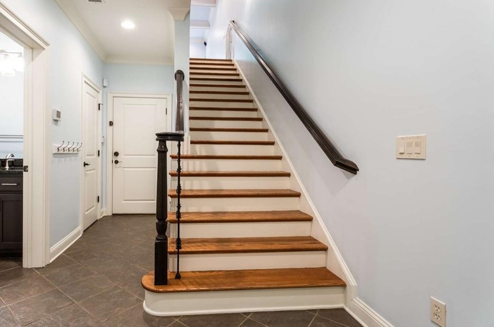 9 Ole Ansley Ct, Decatur GA  30030-5509 exterior