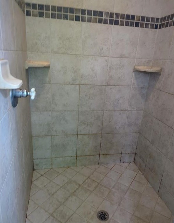 1876 Timberwood Trce, Decatur GA  30032-5228 exterior