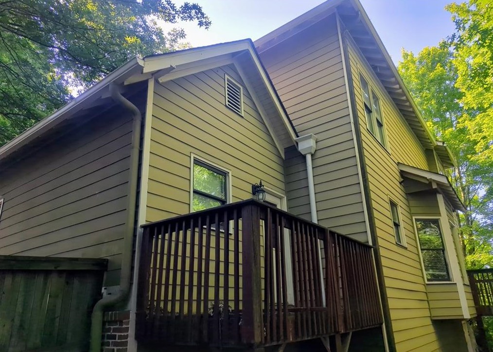 1876 Timberwood Trce, Decatur GA  30032-5228 exterior