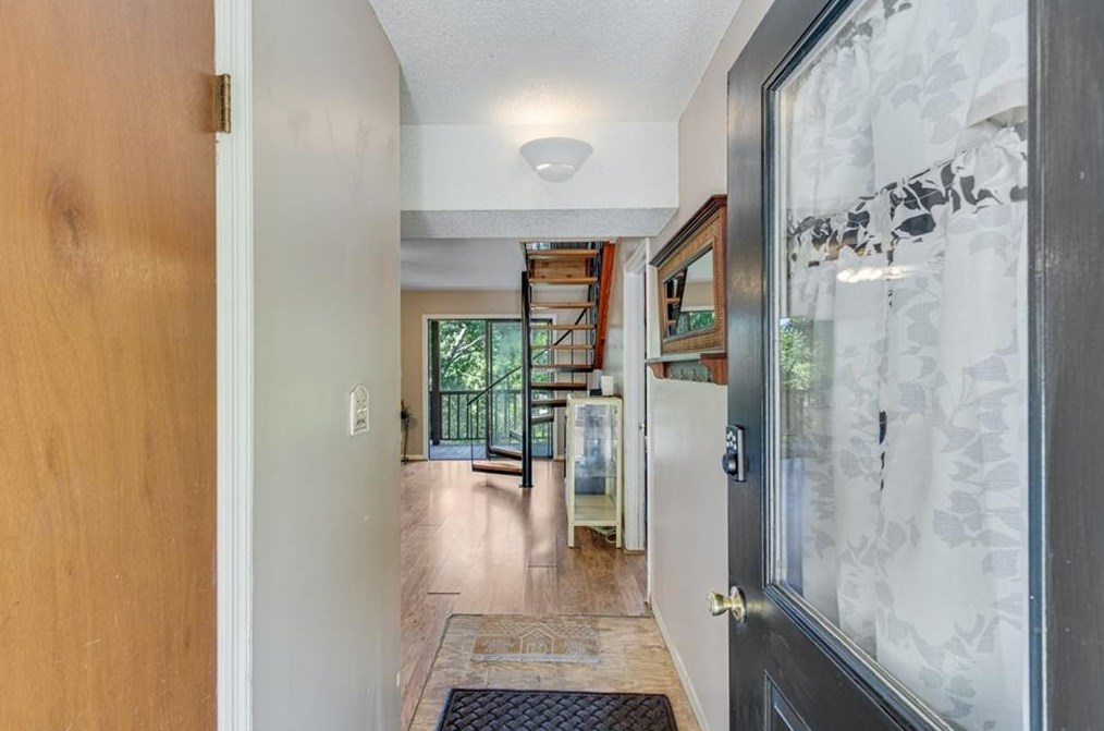 4012 Darryl Ln, Gainesville GA 30506-7121 exterior