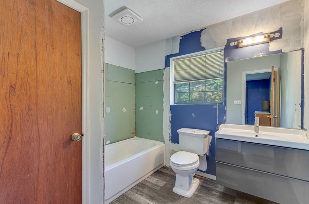 4012 Darryl Ln, Gainesville GA 30506-7121 exterior