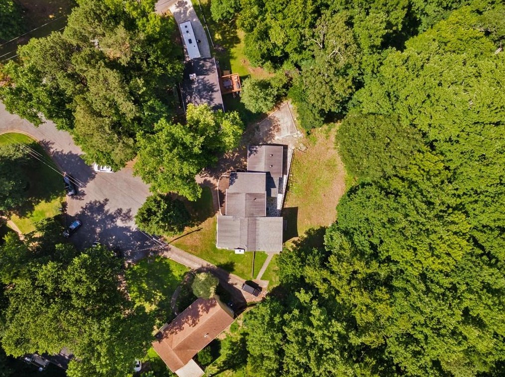 4292 Gregory Ln, Smyrna GA 30082-4427 exterior