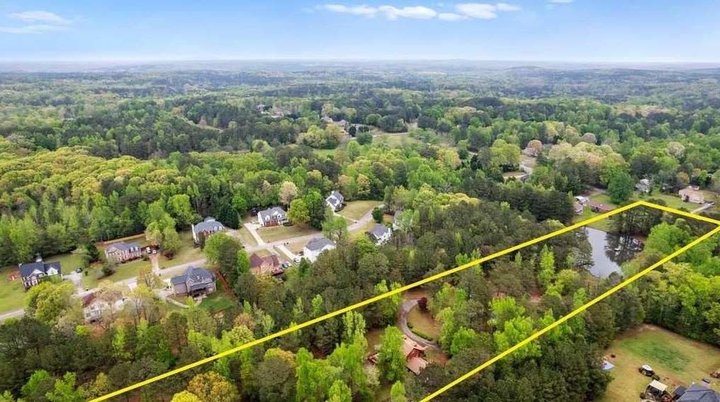 6502 Hearn Rd, Stockbridge GA  30281-1002 exterior