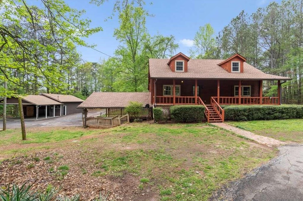 6502 Hearn Rd, Stockbridge GA  30281-1002 exterior