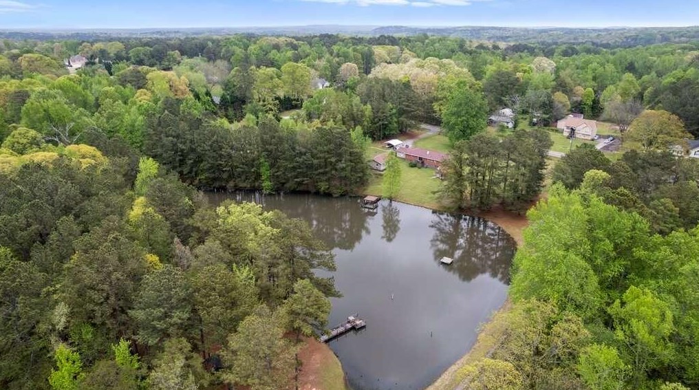 6502 Hearn Rd, Stockbridge GA  30281-1002 exterior