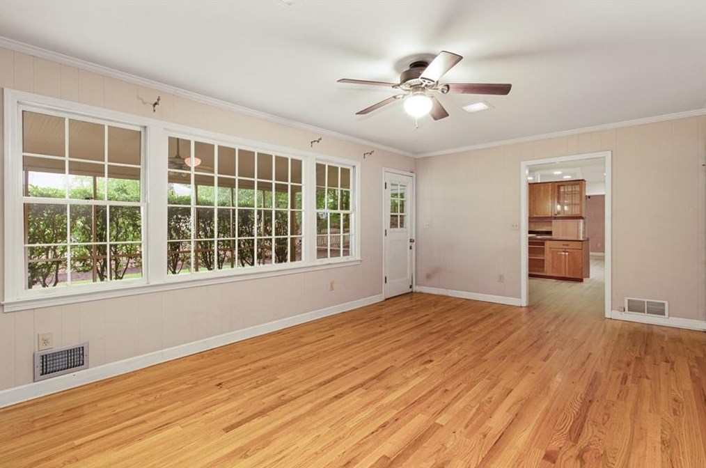 4576 Holliston Rd, Atlanta GA  30360-2058 exterior