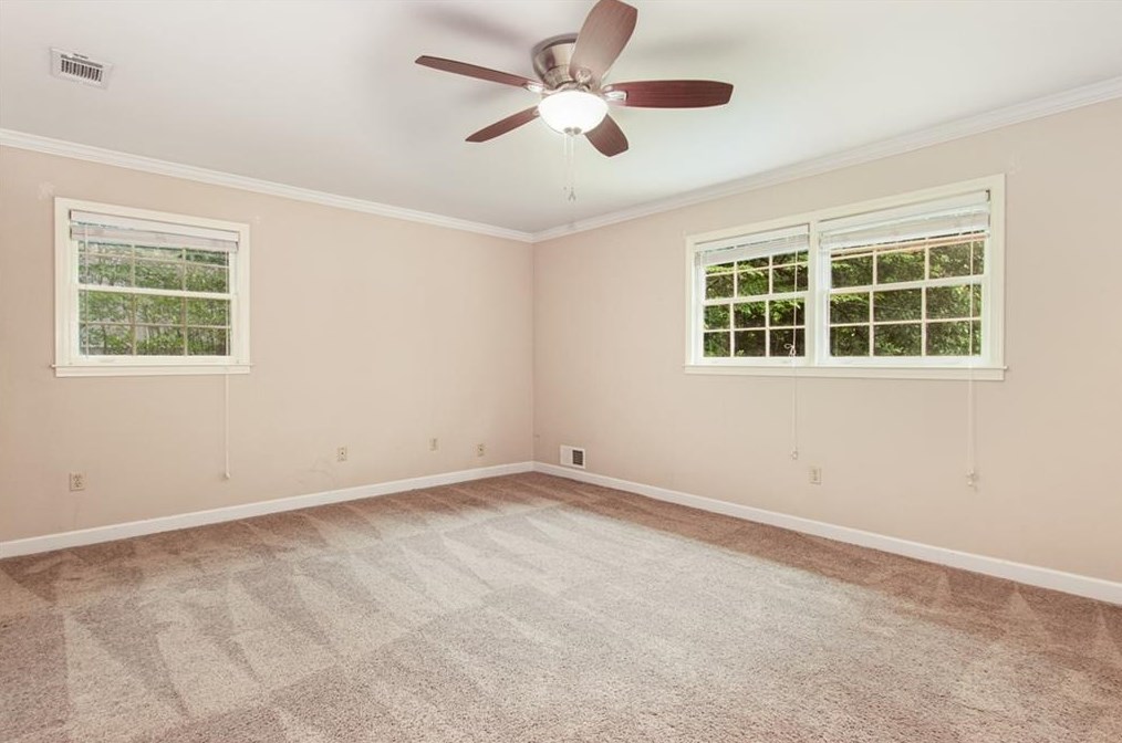 4576 Holliston Rd, Atlanta GA  30360-2058 exterior